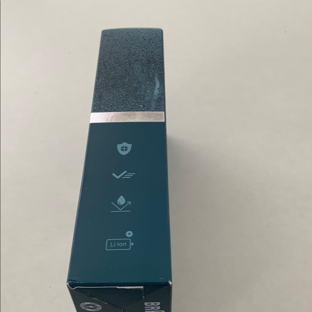 Gillette Intimate Hair Trimmer - Picture 5 of 5
